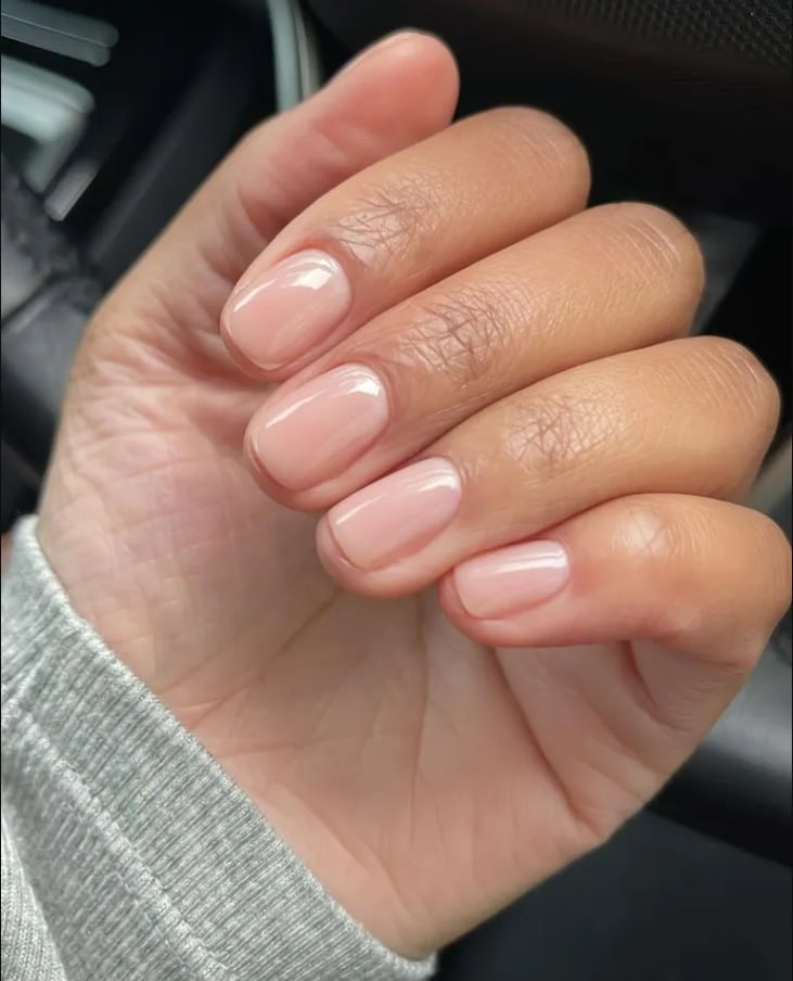 A hand photo before the design